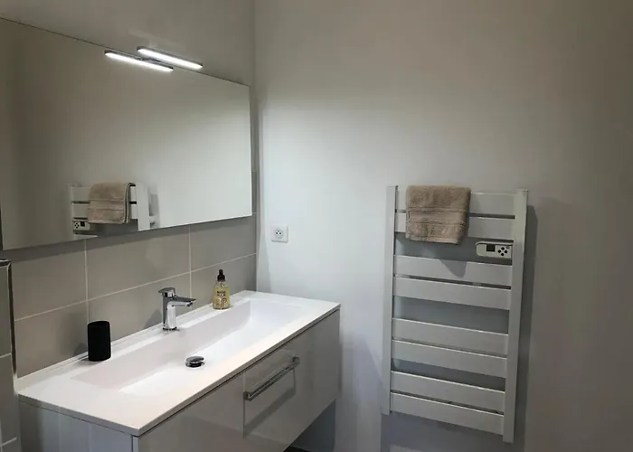 Calme Luxueuse Et Proche Saint-cyprien Vila *